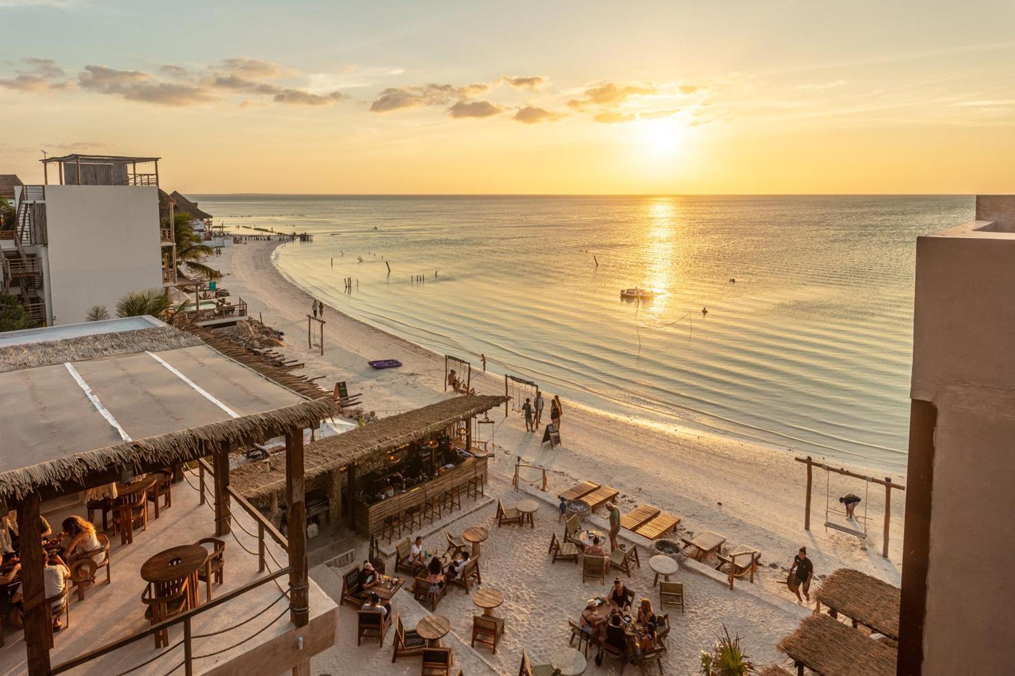 Awa Holbox Hotel Boutique - Beach Front Екстер'єр фото